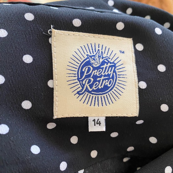 Pretty Retro 40s Shirt Dress in Black with White Polka Dots - Picture 6 of 11